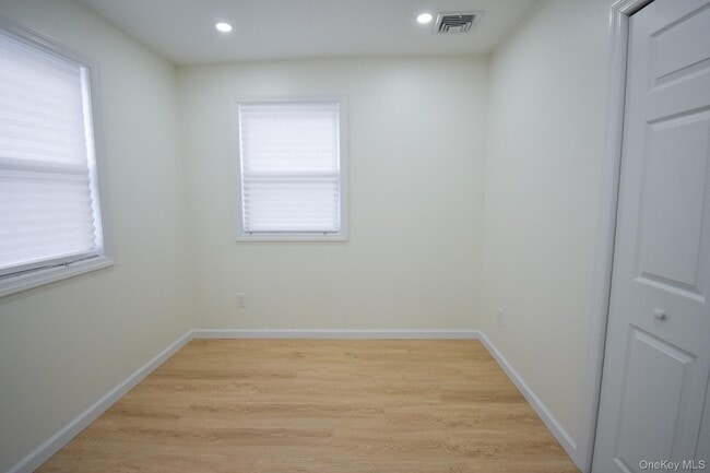 Photo - 36 S 5th Ave