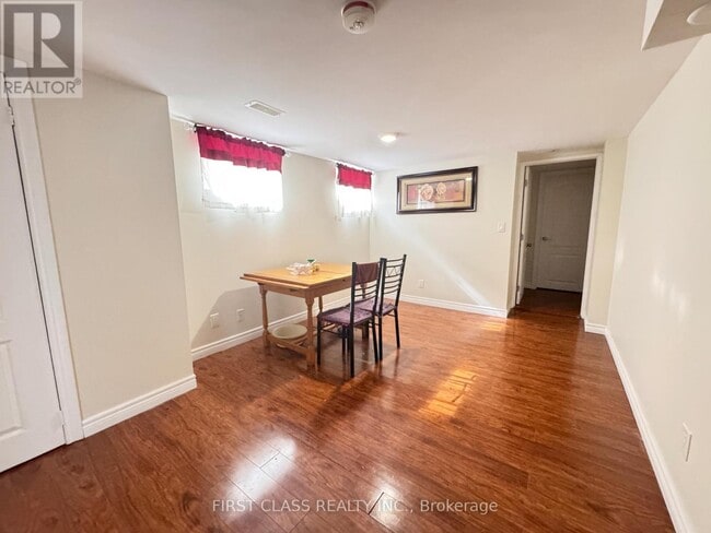 Photo - 50 Guild Hall Dr