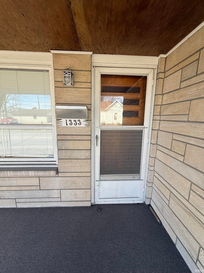 Photo - 1333 Hart St