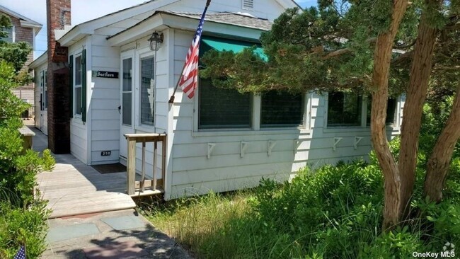 Building Photo - 250 Cottage Walk Rental