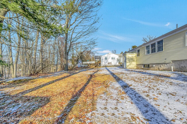 Photo - 301 Seymour Ave