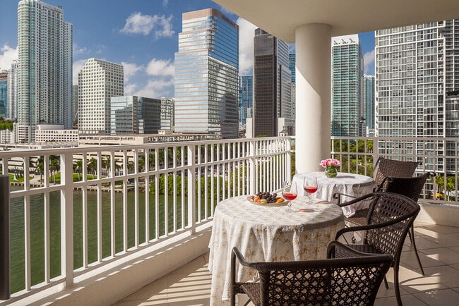 Building Photo - 701 Brickell Key Blvd Unit 1003 Rental