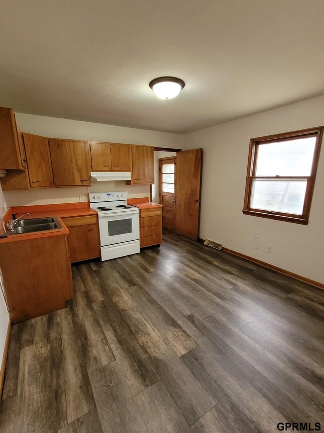 Photo - 2216 Lincoln Ave