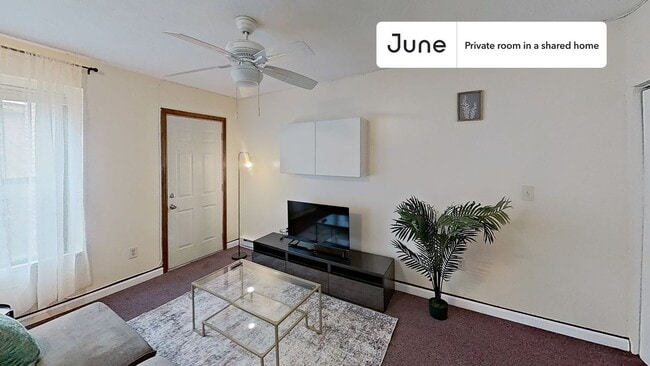 Photo - Room in Shared 3 bed/1 bath home Unidad B