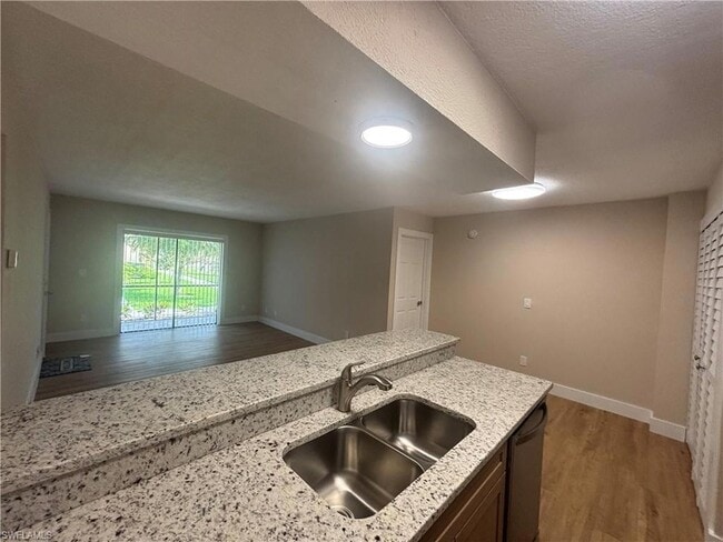 Photo - 5305 Summerlin Rd