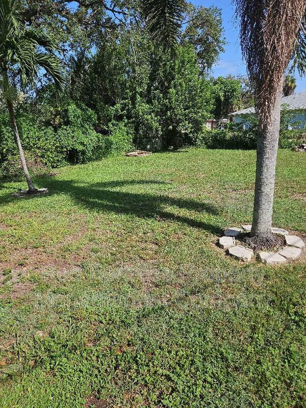 Photo - 2349 South St