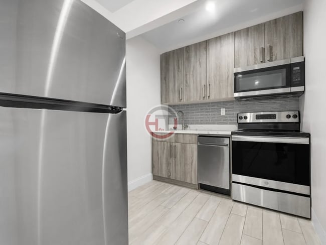 Photo - 4578 Manhattan College Pkwy Unit 3B