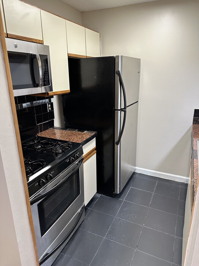 Photo - 209 14th St NE Unit 111