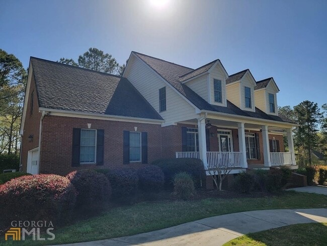 Photo - 125 Farmington Dr