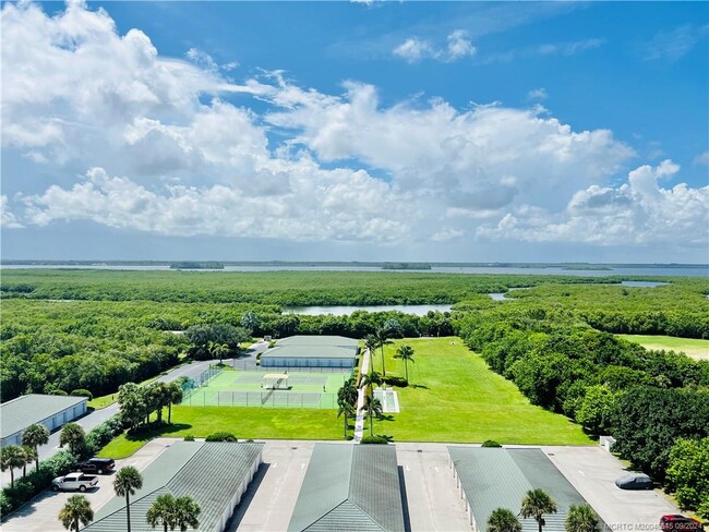 Building Photo - 5051 N Hwy A1A Unit 12-6 Rental