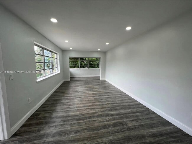 Photo - 245 NE 191st St Unit 3014