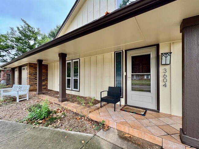 Photo - 3604 Jim Robison Dr