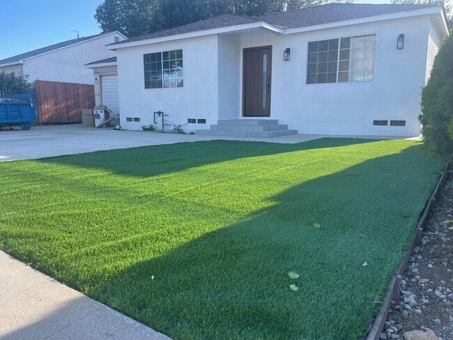 Building Photo - 7051 Garden Grove Ave