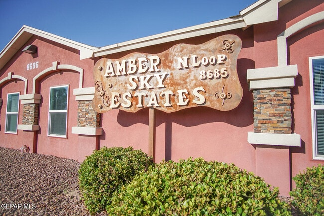 Building Photo - 8685 N Loop Dr Unit F2