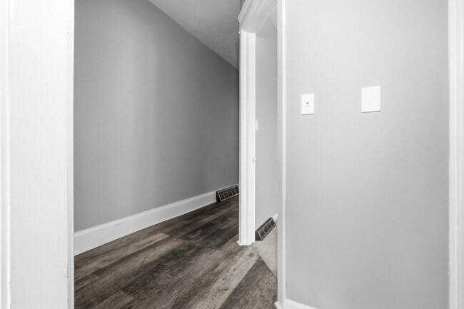 Photo - The Clifton Boulevard Portfolio