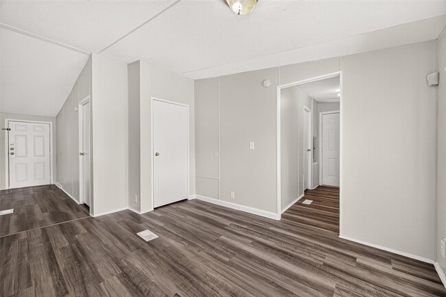 Photo - 20306 Mountain Dale Dr