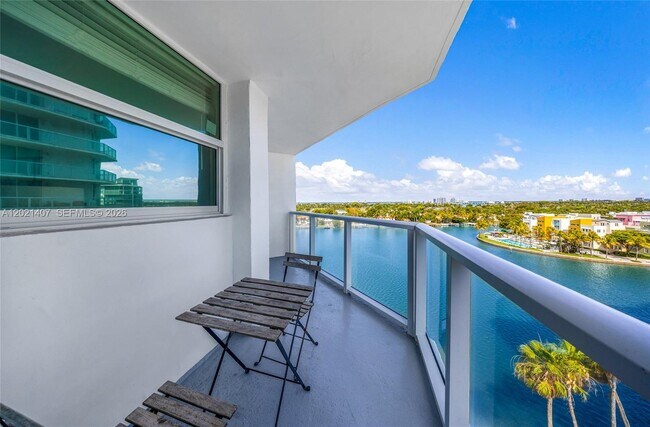 Photo - 5880 Collins Ave Unit 1007