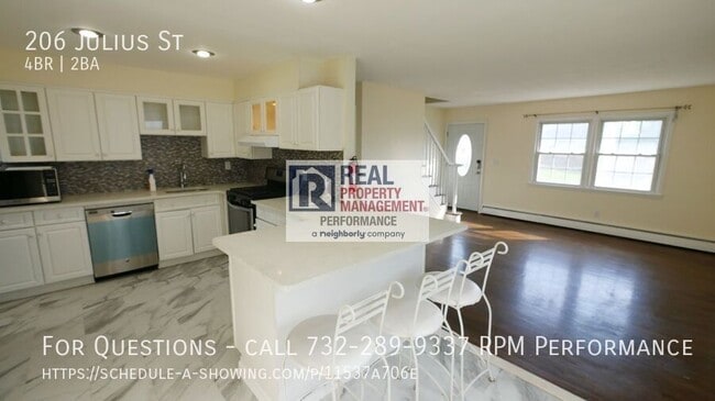 Photo - 206 Julius St