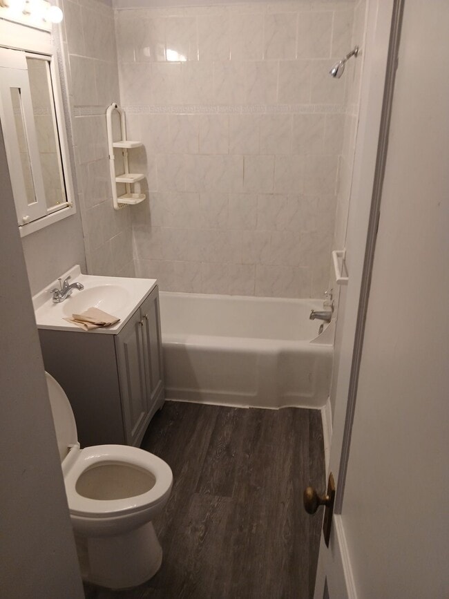 Photo - 2204 Fremont St