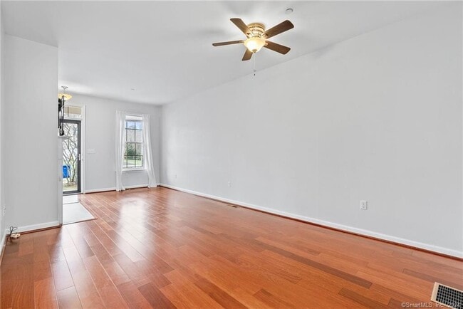 Photo - 6 Rhodora Terrace Unit 6