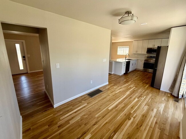 Photo - 1205 S Grape St