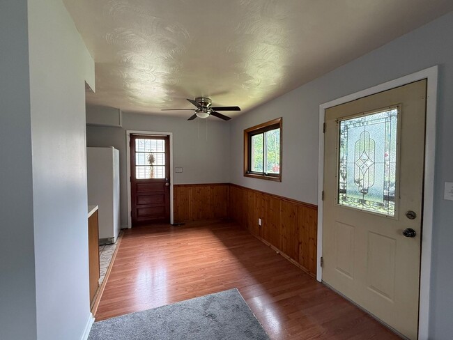 Photo - Spacious three bedroom one bath located on the southside.