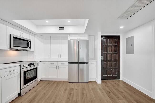 Photo - 3900 N Hills Dr Condo Unit 201