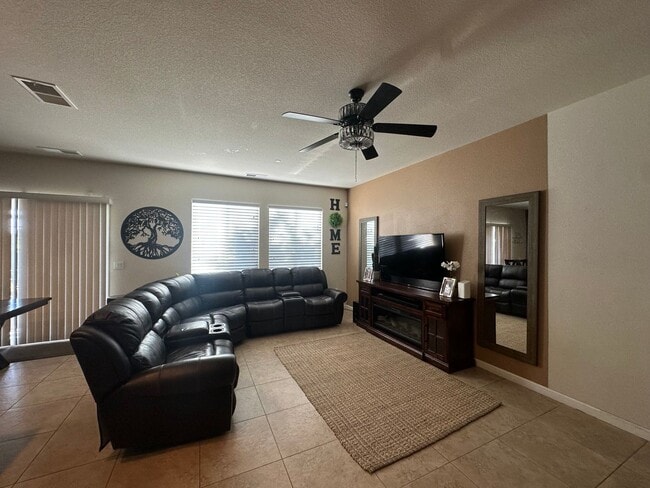 Photo - 1453 Rosy Dawn Ln