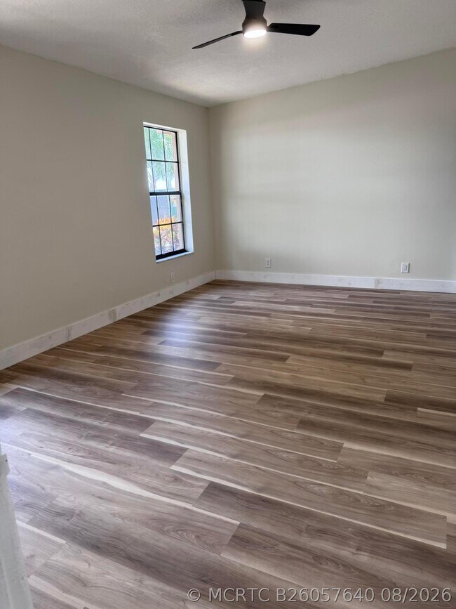Photo - 7914 Pembroke Rd
