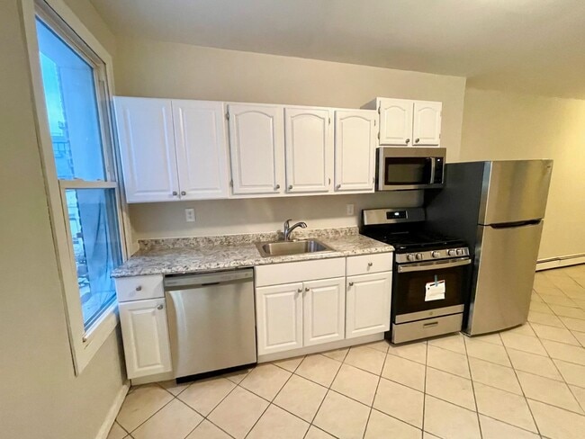 Photo - 380 Summit Ave