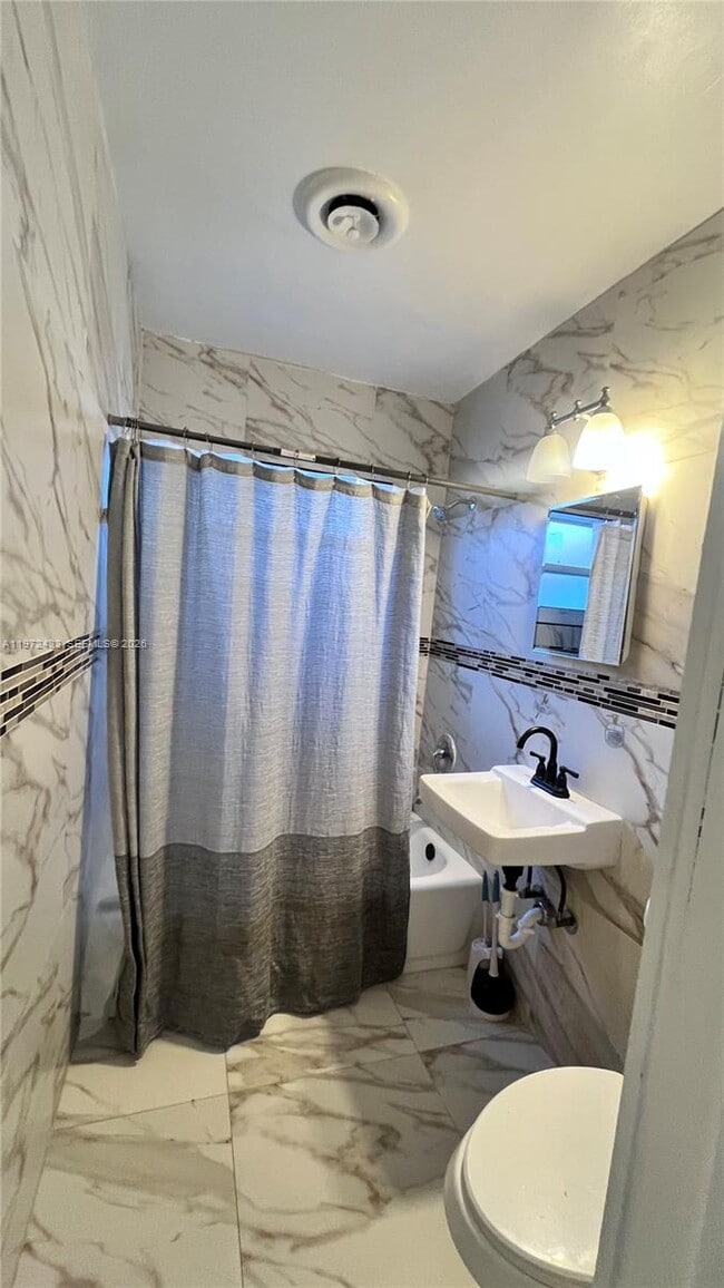 Photo - 1020 Indiana Ave