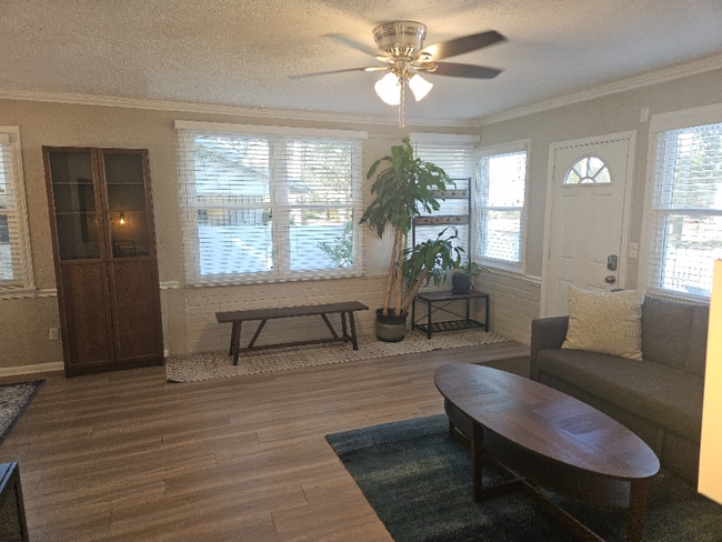 Photo - 4364 Bethwood Cir