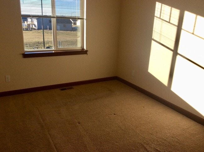 Photo - 4 bedroom, 3 bath Town home