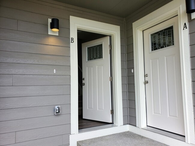 Photo - 1207 E St SE