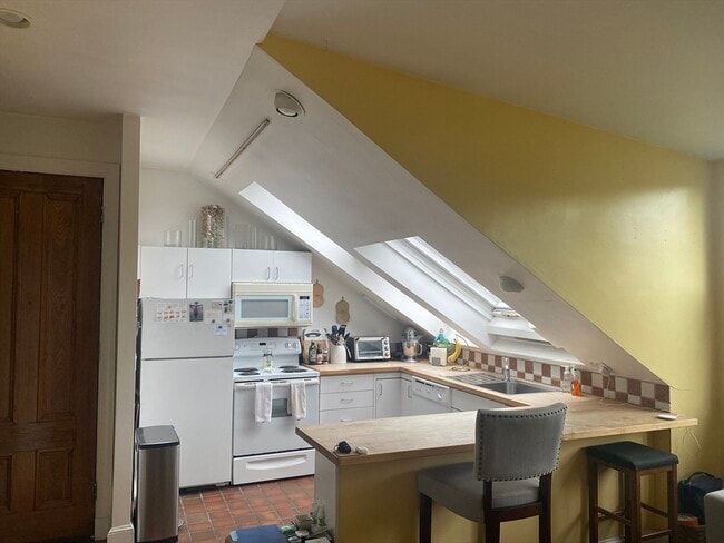 Building Photo - 676 Massachusetts Ave Unit 6