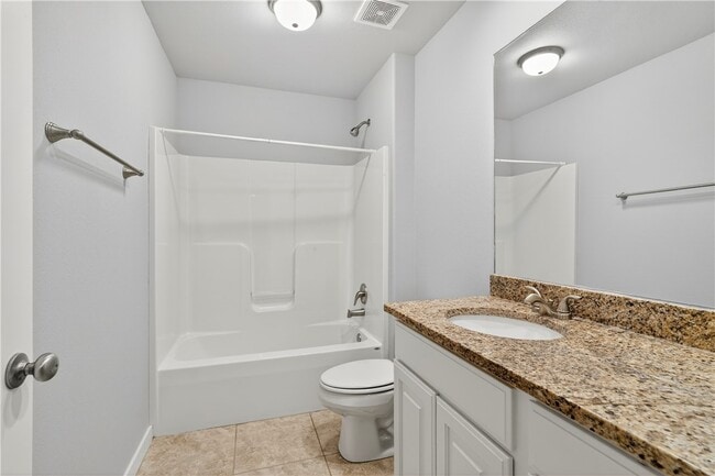 Photo - 2304 SW Juniper Ave