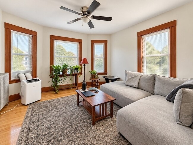 51 Marblehead St