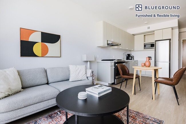 Photo - 200 Mesnager St Unidad SI FL5-ID1242