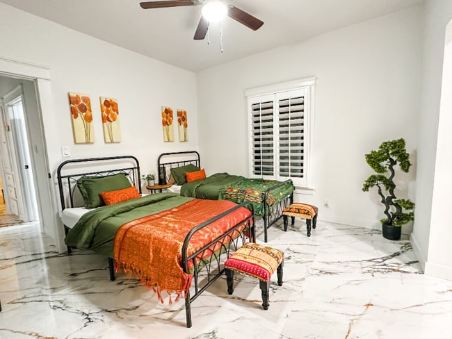 Photo - 322 N 13th St