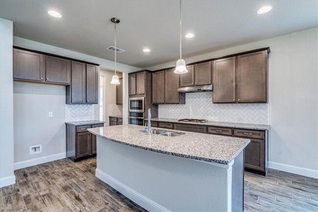 Photo - 6513 Folsom Ave