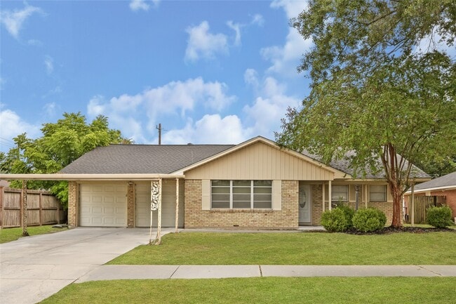Building Photo - 1503 Leneva Ln
