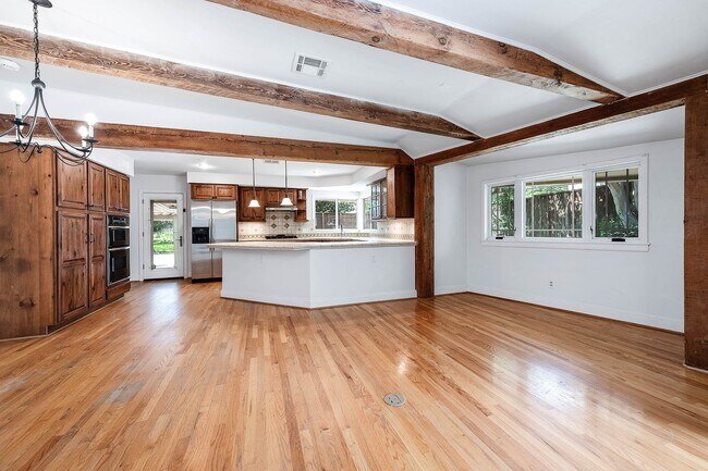 Photo - 6825 Bellgreen Dr