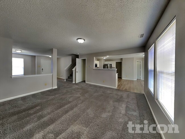 Photo - 9045 Centenary Ct