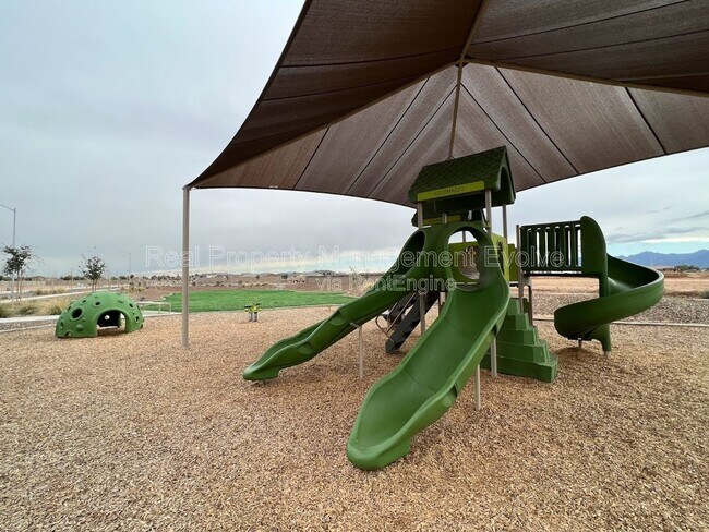 Photo - 9614 W Agora Ln