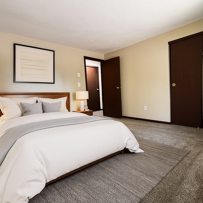 Building Photo - Peaceful West Milton Apartment Living – Schedule a Tour Today! Unit 1260 Sanlor Ave 4