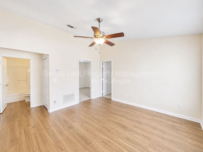 Photo - 1105 Harold Ave S