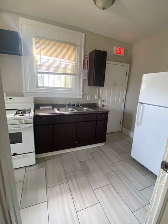 Photo - Spacious 9-Bedroom Home – Ideal for Transitional Housing | Central A/C | $4,000/Month