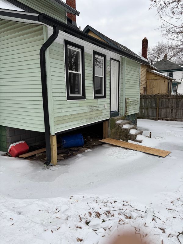 Photo - 314 W Peach St