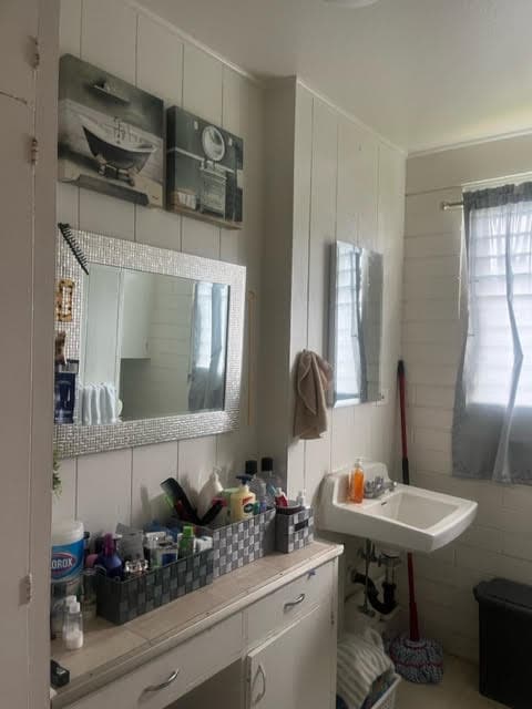 Photo - 94-965-965 Awanei St Unit A