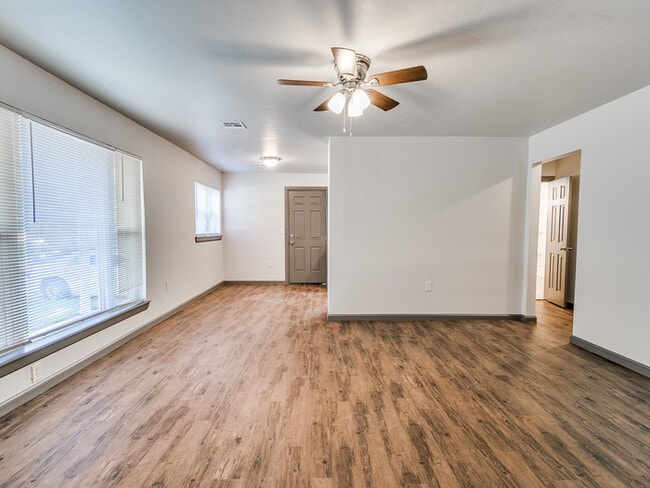 Photo - 2416 NW 42nd St